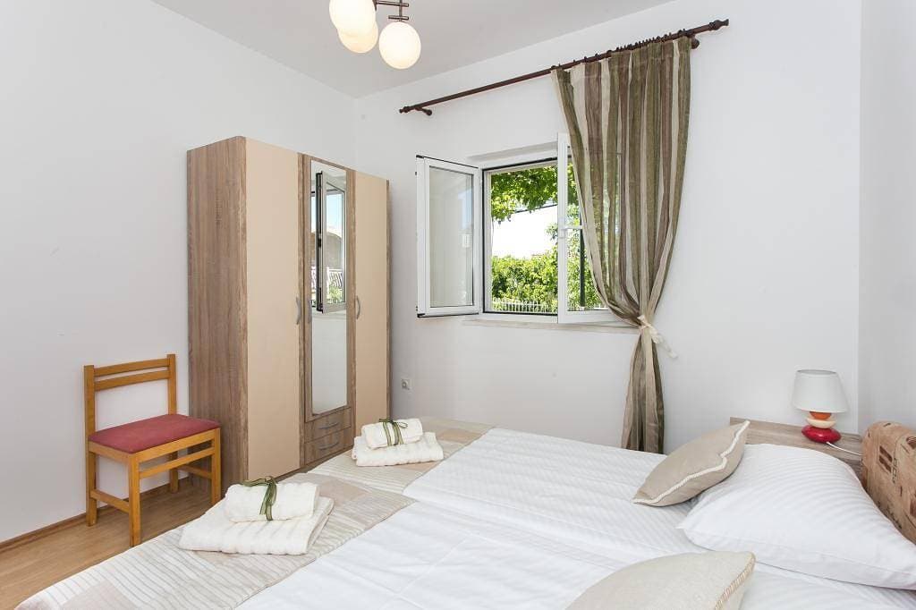 Foto 5 von 21: Ferienwohnung für 4 Personen mit Meerblick