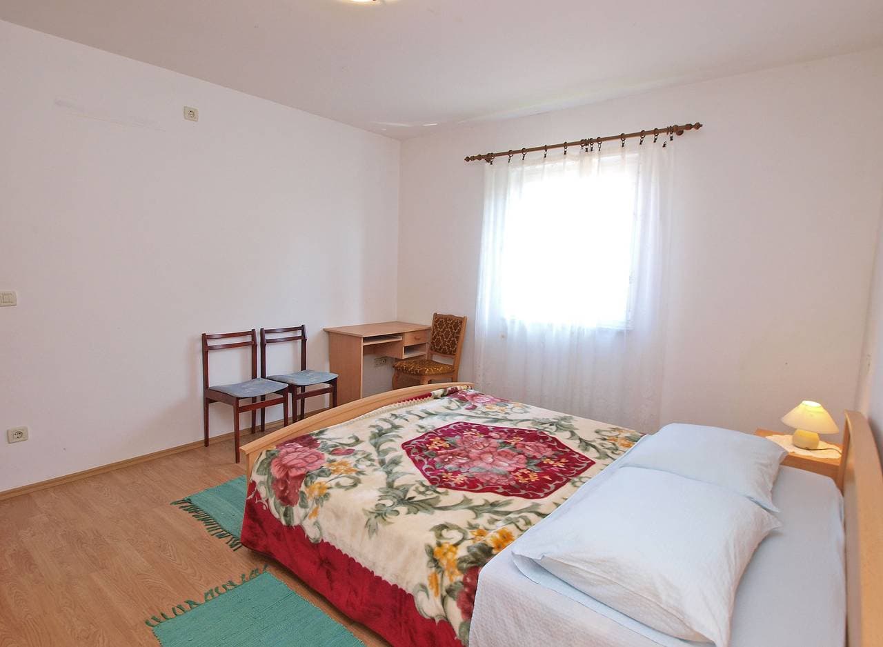 Foto 6 von 27: Ferienwohnung für 4 Personen mit Terrasse