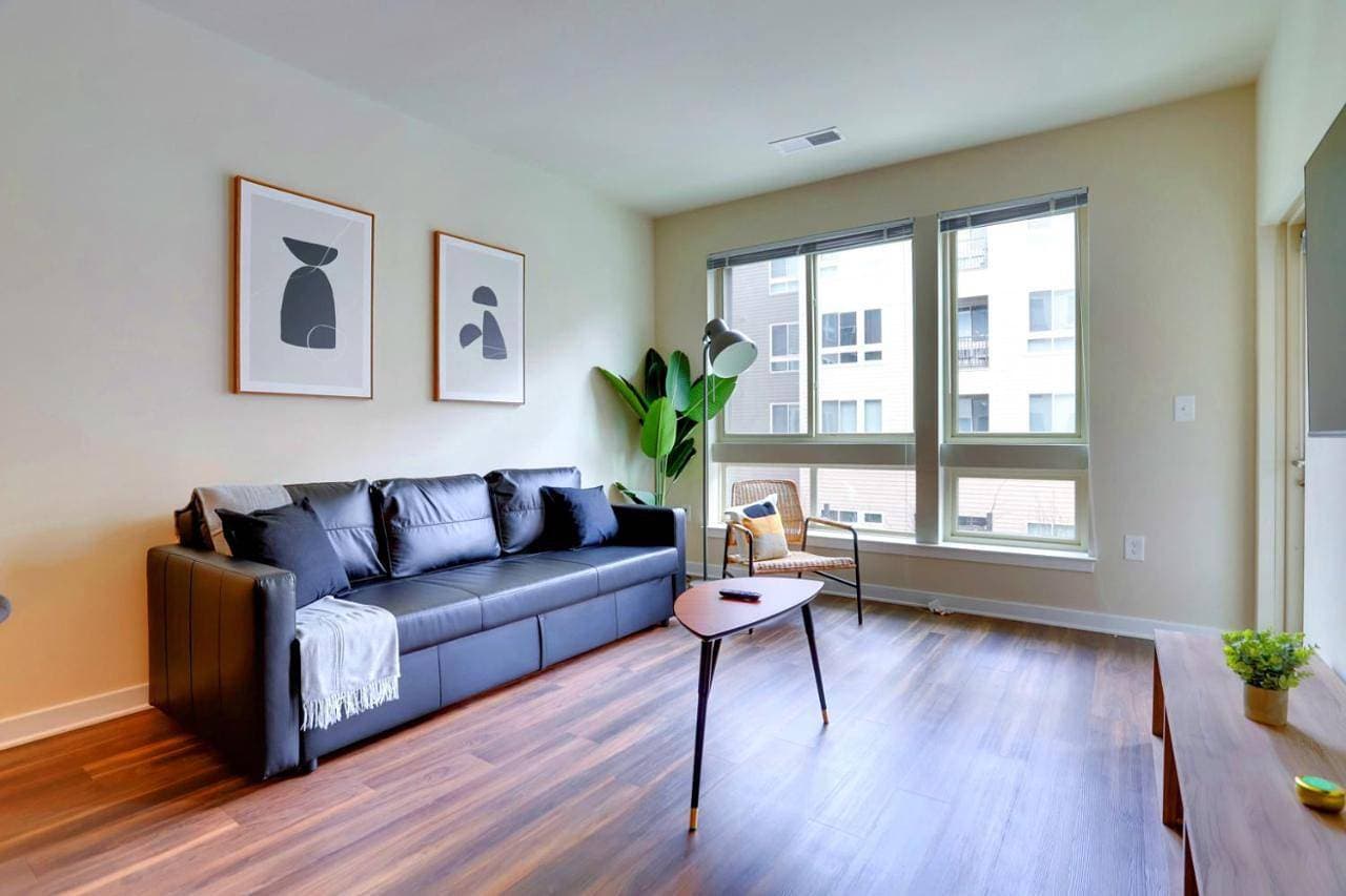 Primer location Apartment at Alexandria 1
