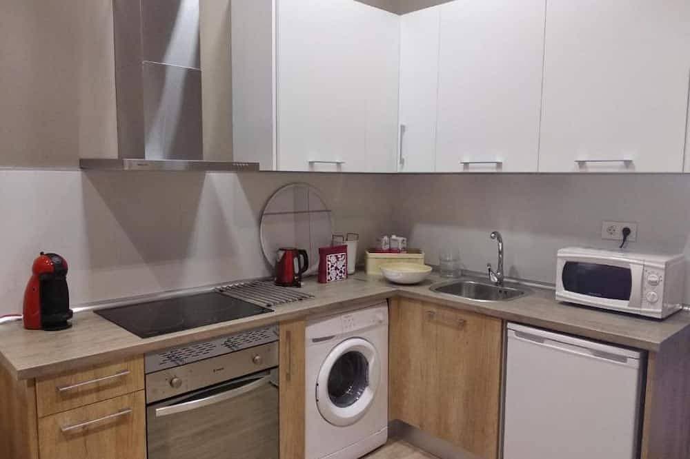 Foto 6 von 7: Spacious 4-bedroom condo in tranquil Alcalá de Henares -One-Bedroom Apartment