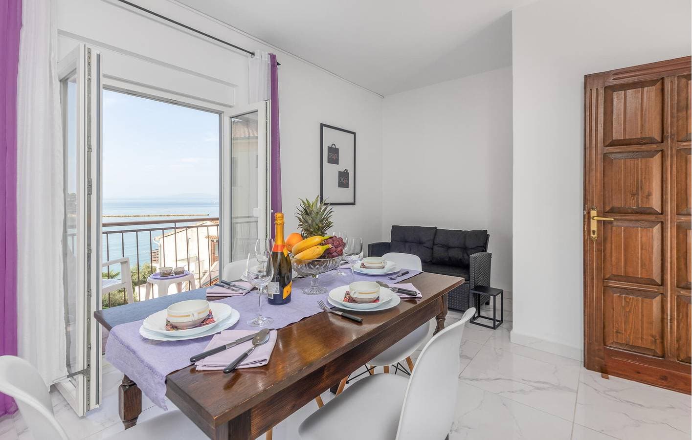 Foto 8 von 25: Gemütliche 70 m² große Wohnung mit Terrasse und WLAN, 1 km vom Strand entfernt