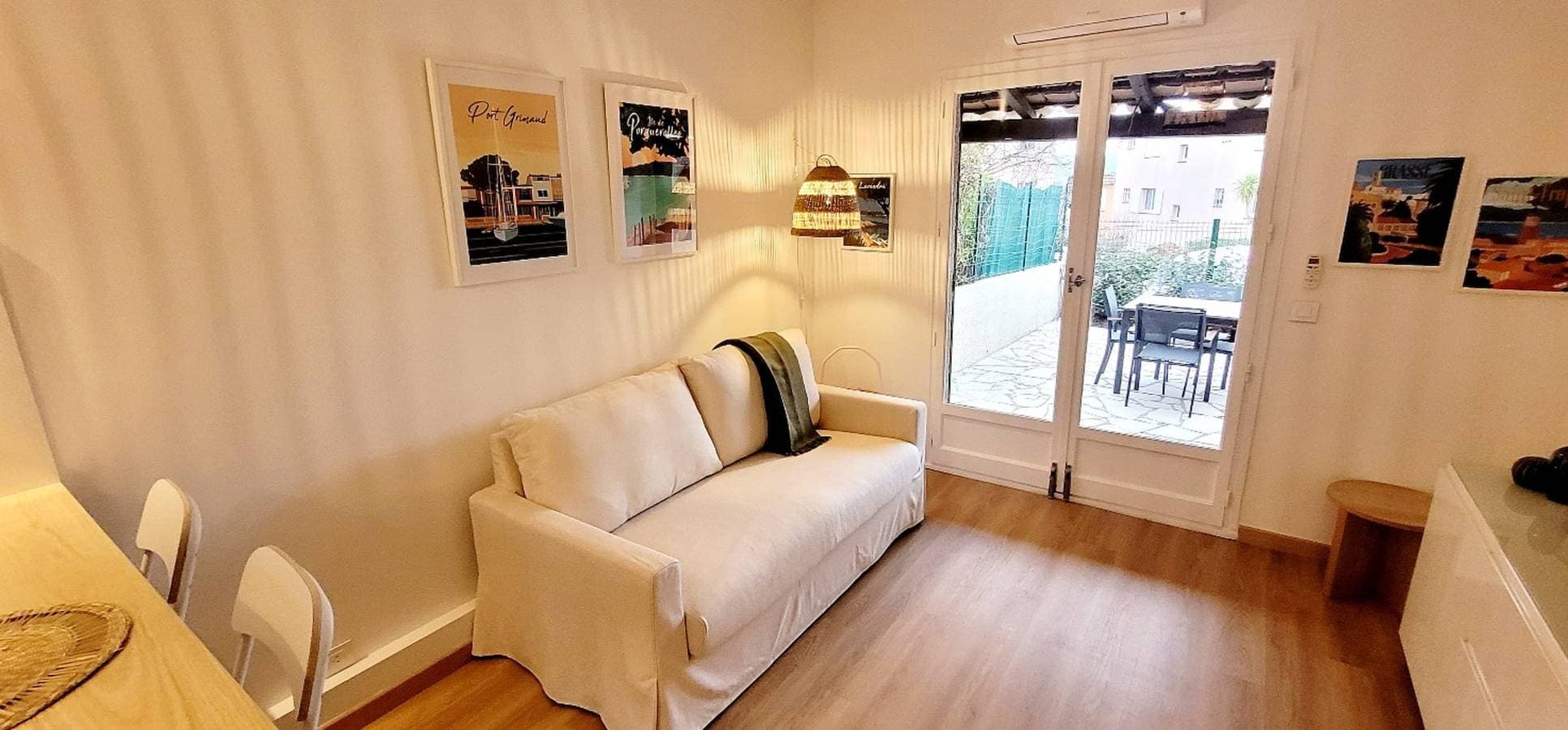 Foto 2 von 14: Ferienwohnung für 4 Personen mit Terrasse