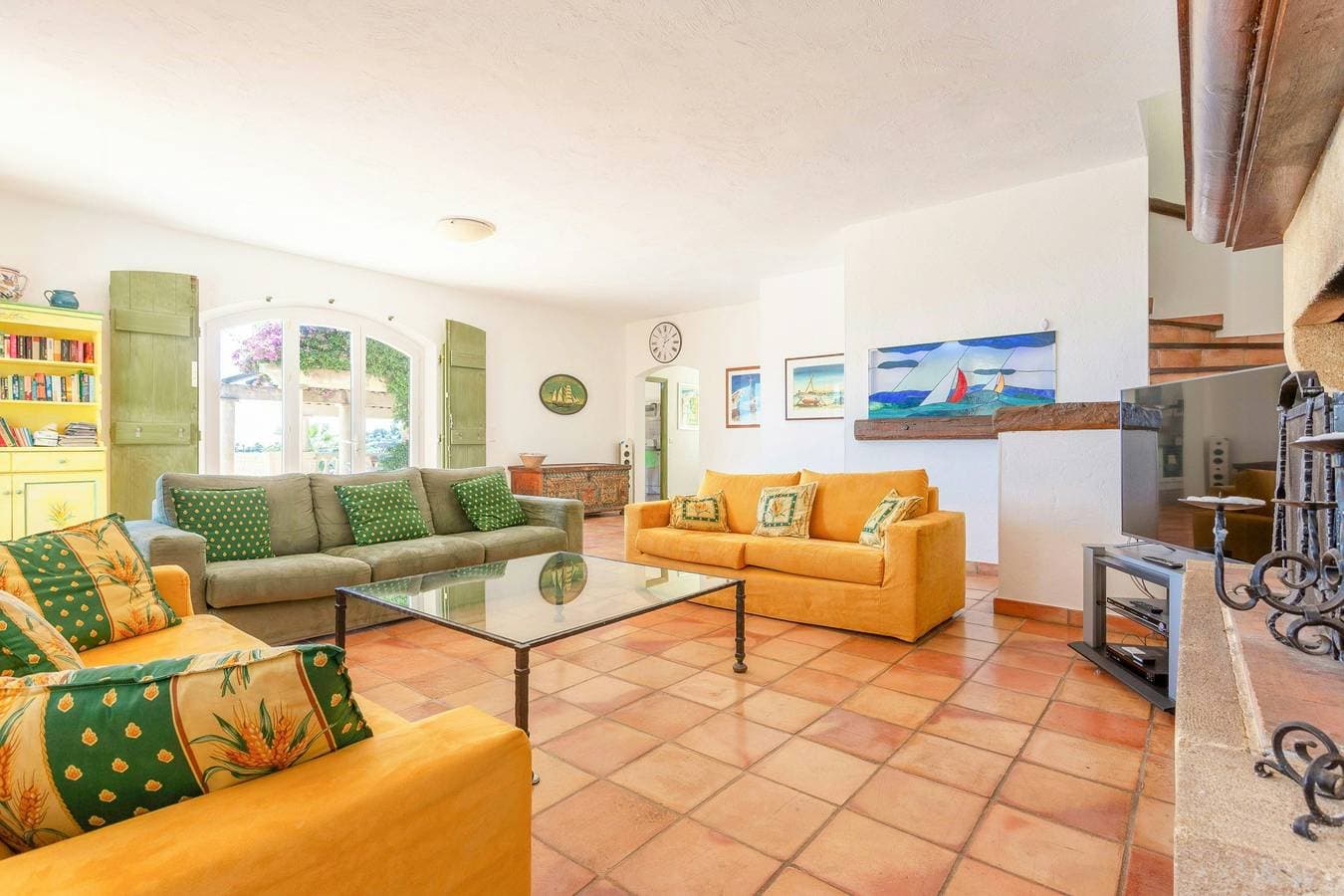 Foto 7 von 32: Villa oberhalb des Hafens von La Figueirette