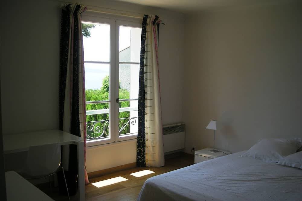 Foto 3 von 30: Herrliches Haus mit beheizter Pool und herrlichem Panoramablick auf das Meer