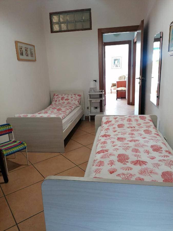Foto 5 von 78: Two-Bedroom Apartment