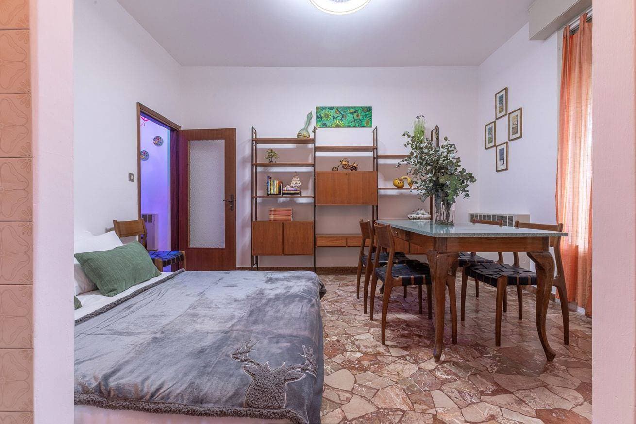 Foto 12 von 21: Ferienwohnung für 6 Personen mit Balkon/Terrasse