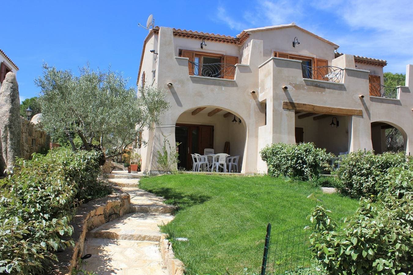 Foto 4 von 17: Apartment 'La Corte Degli Ulivi C' mit Meerblick, WLAN und Klimaanlage