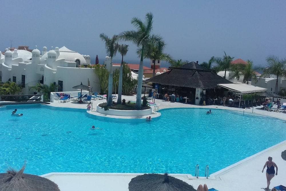 Wohnung in einer herrlichen Anlage mit 3 Swimmingpools, Bar, Wifi in der Nähe des Meeres 1