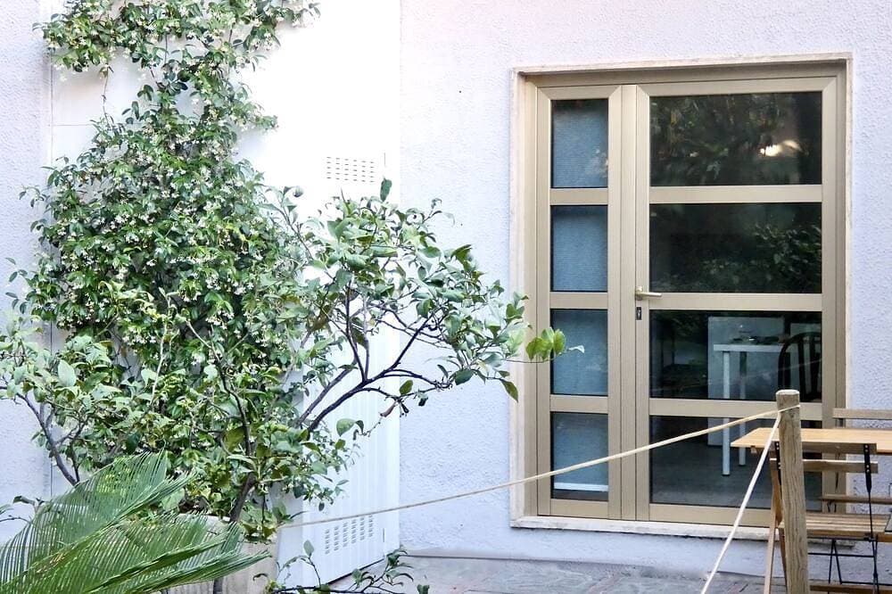 BuenRetiroPe_Ita - Comfortable two-room apartments with garden 1
