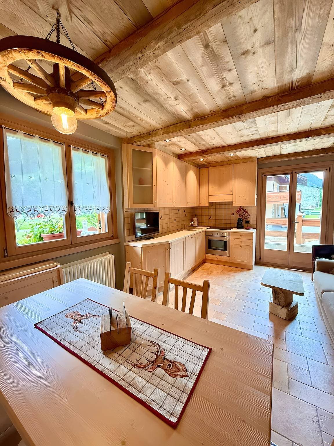 Foto 3 von 37: Ferienwohnung 'Casa Clus Bormio 3' mit Bergblick, Privatem Garten und Wi-Fi