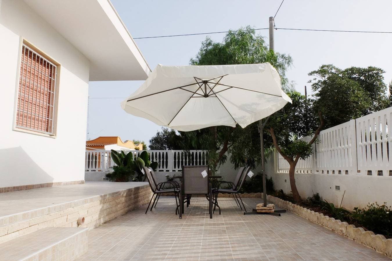 Foto 3 von 34: Villa für 6 Personen mit Garten