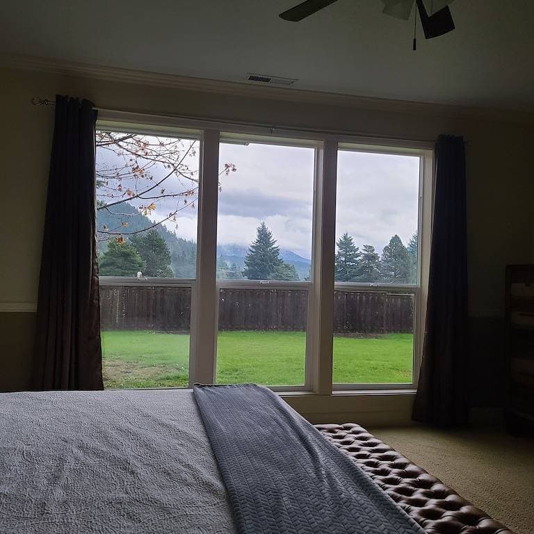 Foto 11 von 50: Dog Friendly Carson Home on Elk Ridge Golf Course