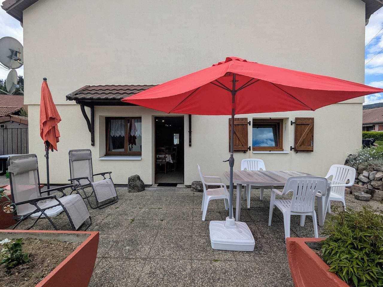 Gemütliches Ferienhaus in Seenähe mit Terrasse und WLAN 1