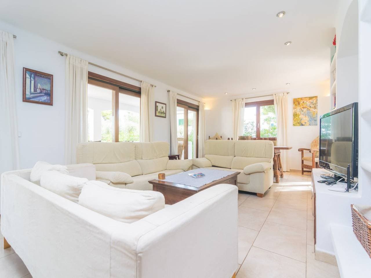Foto 3 von 57: Ca N'estel - Ferienhaus Mit Privatem Pool