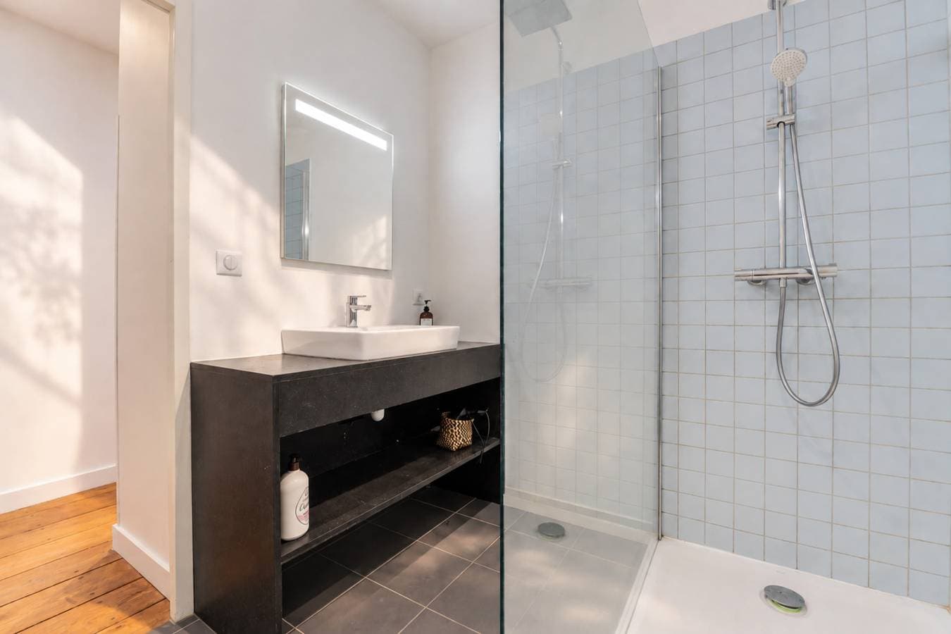 Foto 11 von 16: Charming and radiant flat of 55 m² located in the heart of Bordeaux