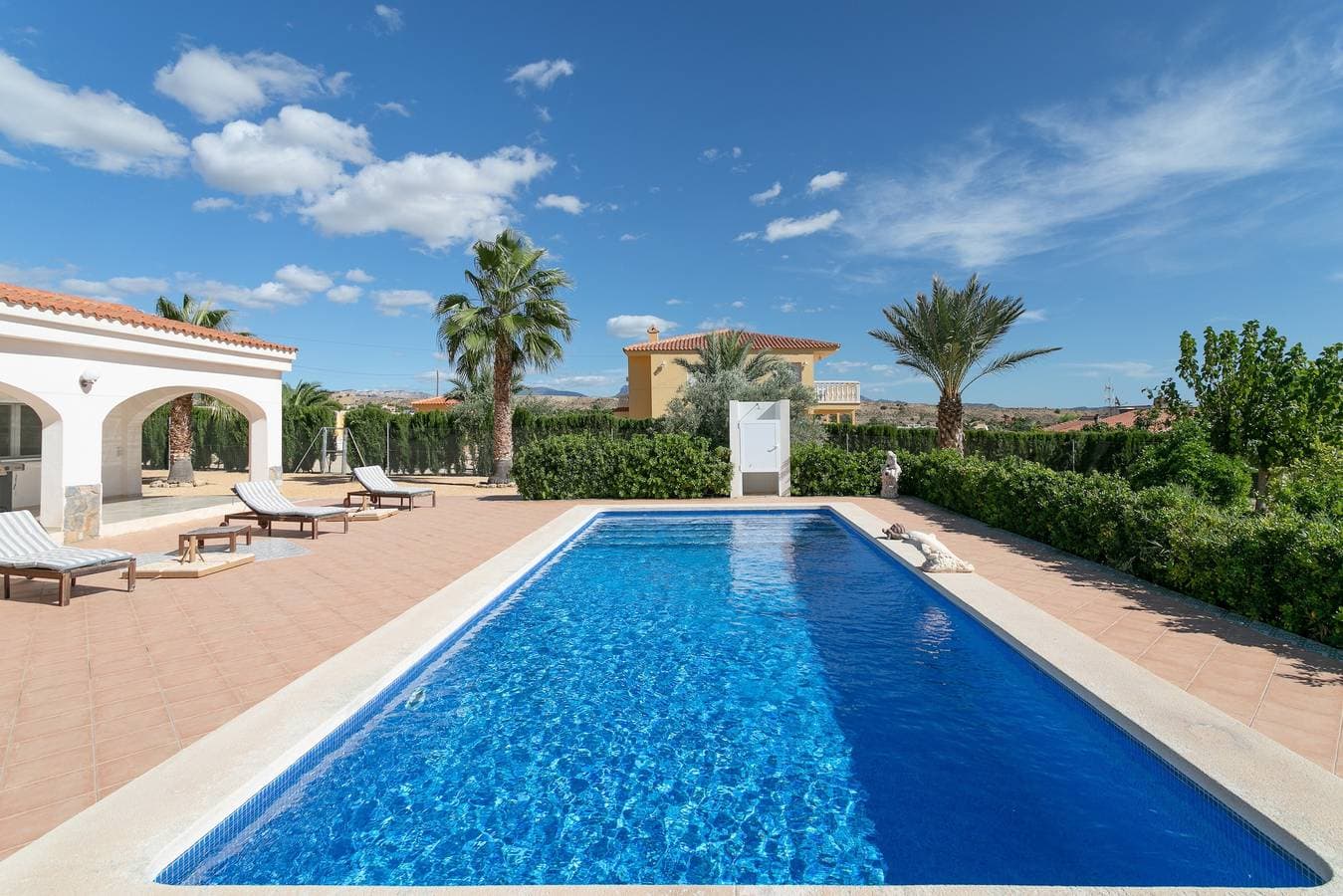 Foto 2 von 30: Ferienvilla mit privatem Pool und beeindruckender Aussicht