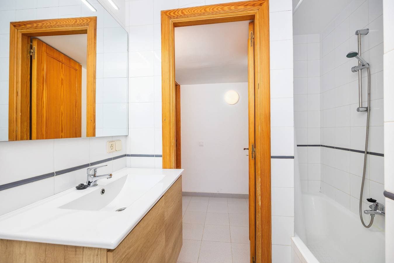 Foto 10 von 24: Ferienwohnung 'Can Vidal Mallorca' mit privatem Balkon, strandnah (Touristensteuer inkl.)