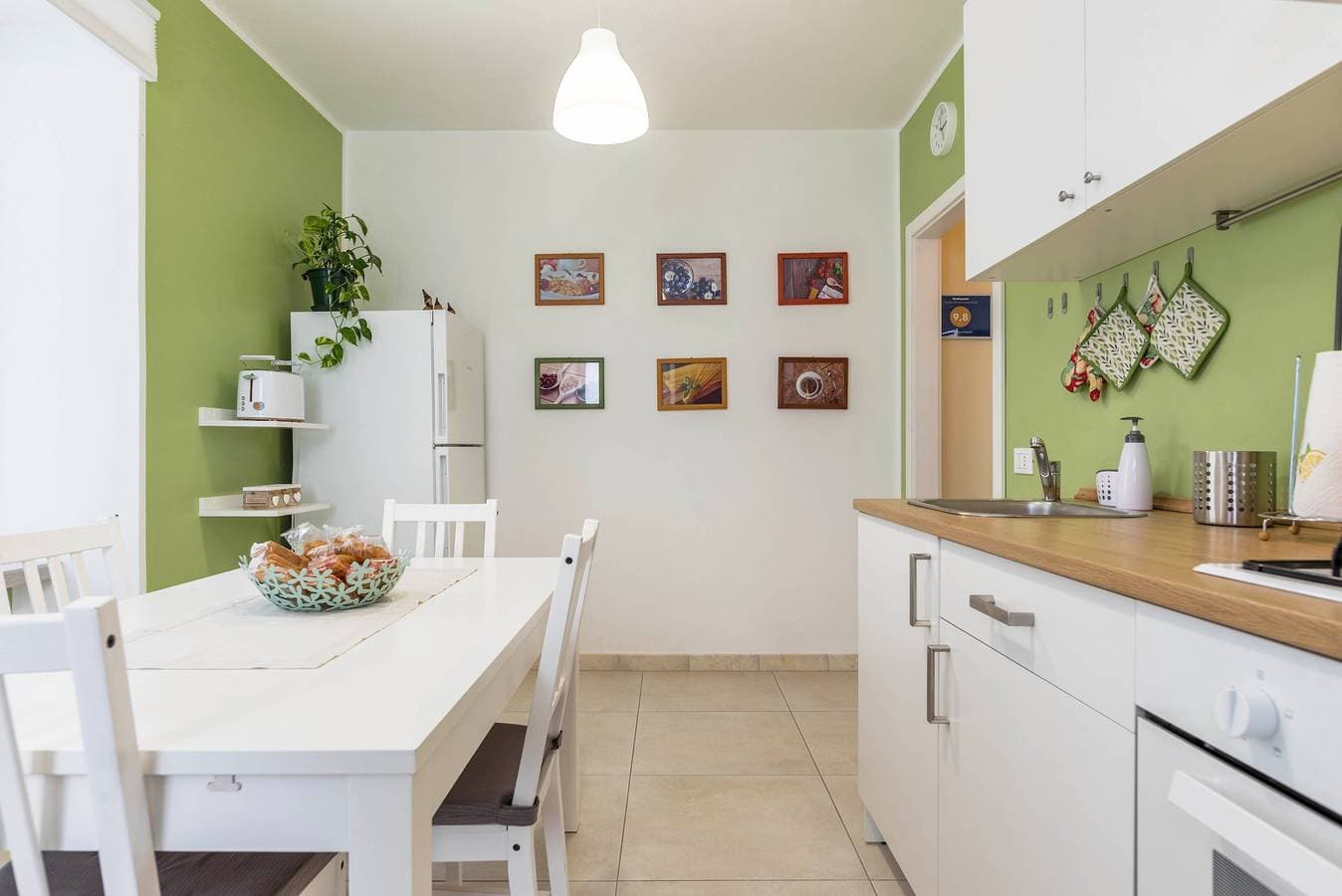 Foto 8 von 32: Kinderfreundliche Ferienwohnung "Le Quattro Stagioni" am See mit Bergblick
