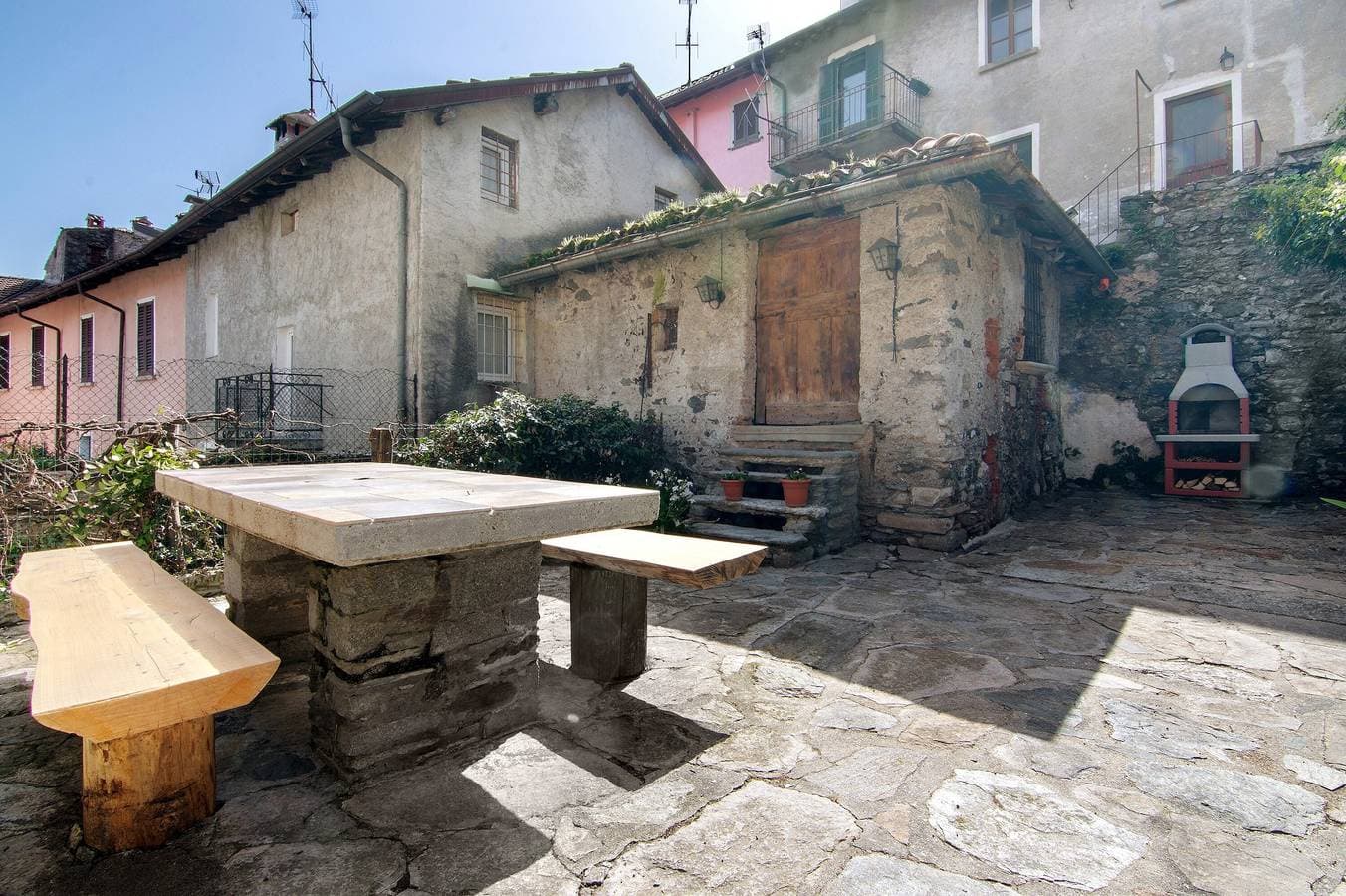 Foto 4 von 24: Ferienwohnung "Dongo Garden" mit privatem Garten & WLAN