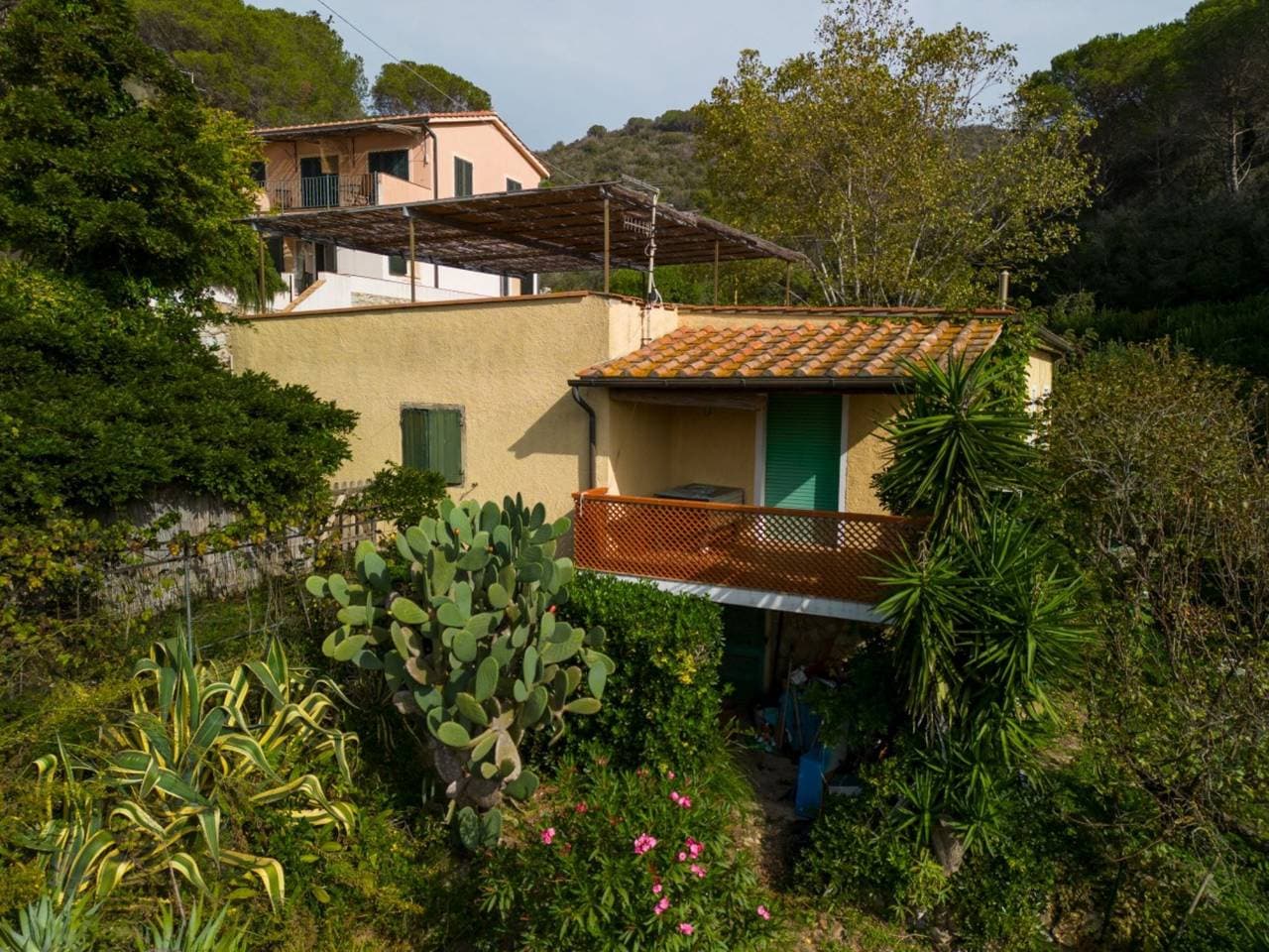 Foto 3 von 18: Ferienwohnung für 5 Personen mit Terrasse