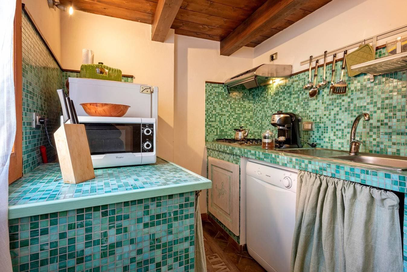 Foto 8 von 31: Topaz in Old Town!  Romantic  near the sea! Alghero smart country style! Wi-Fi