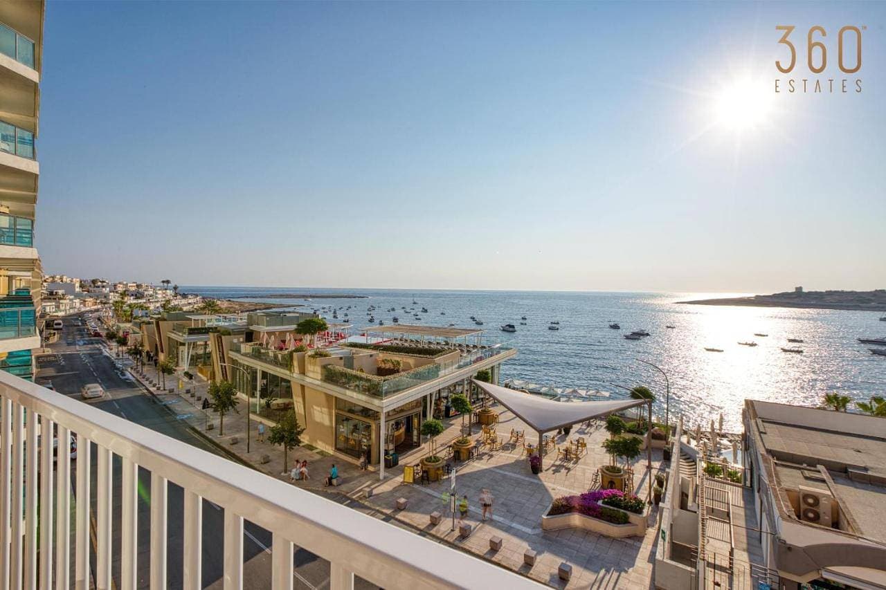 Seafront 2BR fully equipped home with comfy bed Qawra by 360 Estates 1