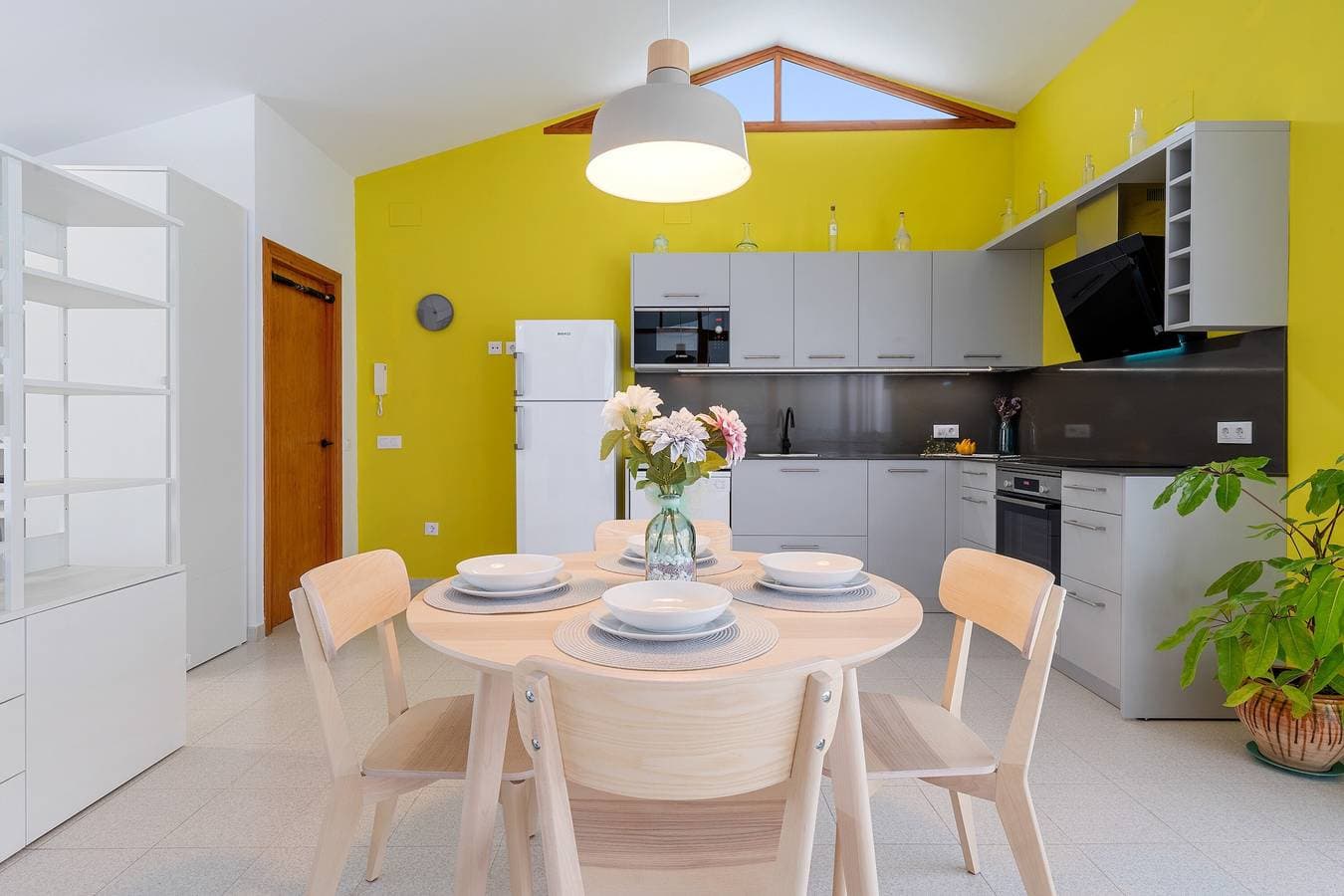 Foto 5 von 33: Apartment 'Loft El Til-ler' mit privater Terrasse und WLAN