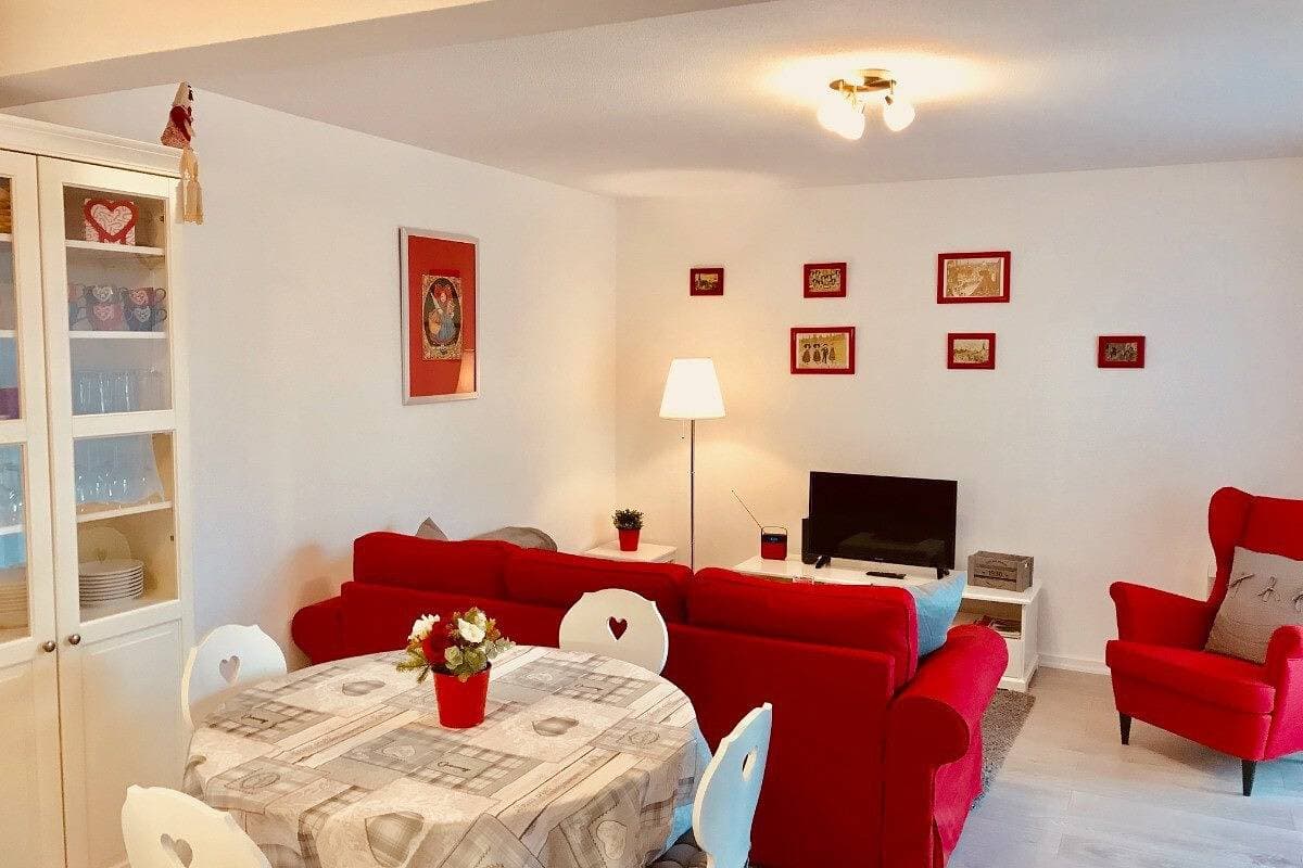 Foto 2 von 21: Ferienwohnung für 4 Personen mit Terrasse