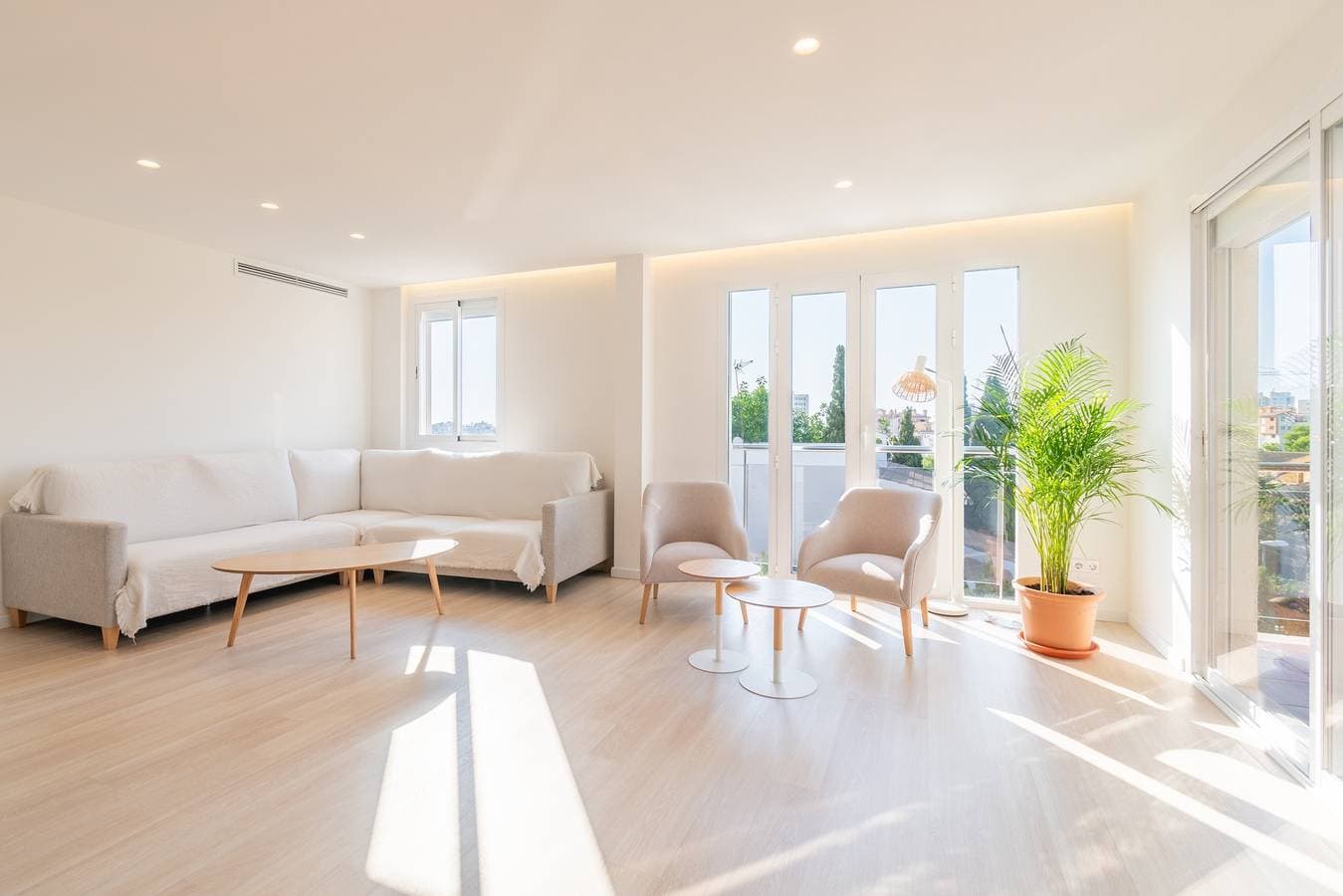 Foto 5 von 29: Apartment 'Las Palmeras 3' mit Gemeinschaftspool, WLAN und Klimaanlage