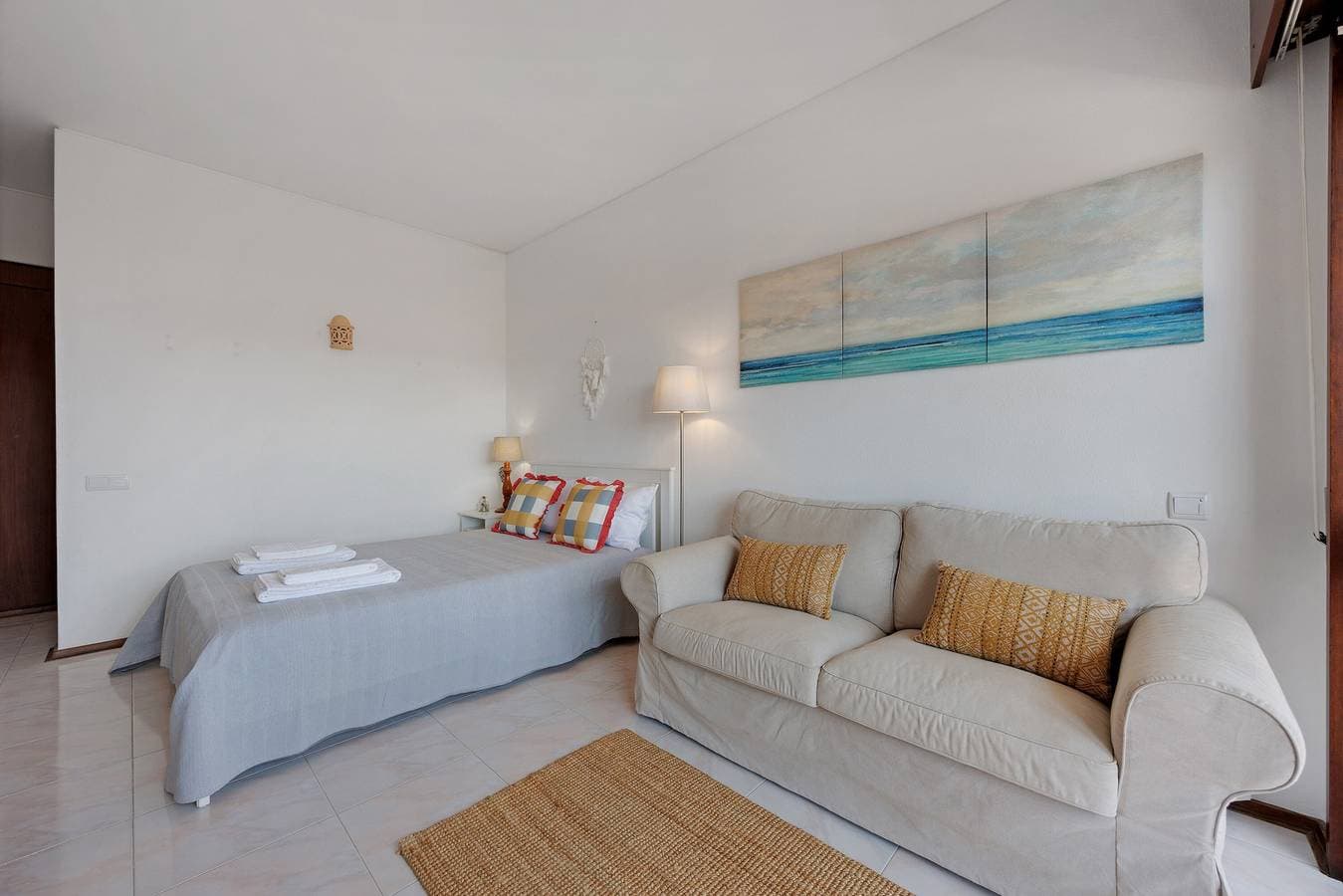 Foto 6 von 21: Apartment 'Pôr Do Sol' mit Meerblick, WLAN und Klimaanlage