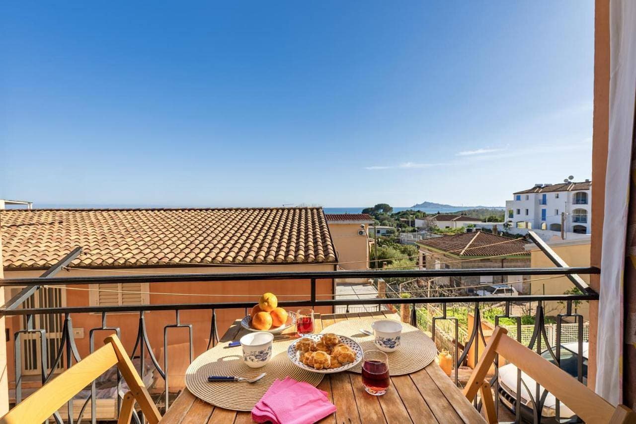 SANTA MARIA NAVARRESE CON GIARDINO E VISTA MARE 1