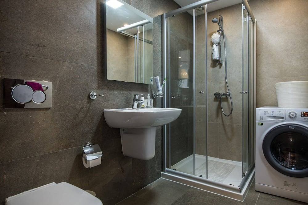 Foto 5 von 30: Stylish Seaview Apartment In a Prime Location