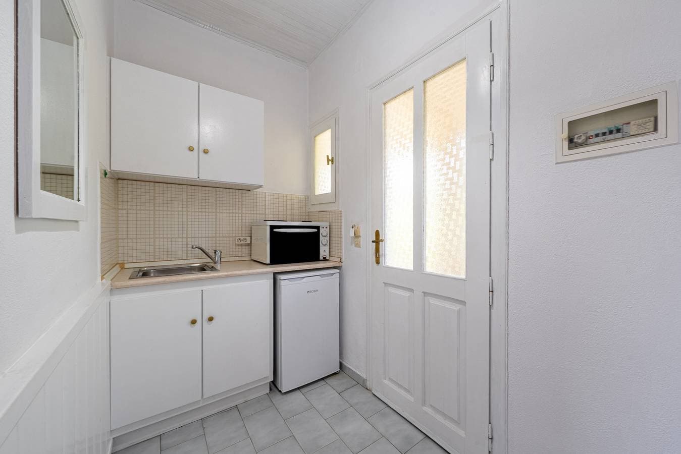 Foto 10 von 33: Studio „Alexandros Studios 8“ mit Gemeinschaftspool, WLAN und Klimaanlage