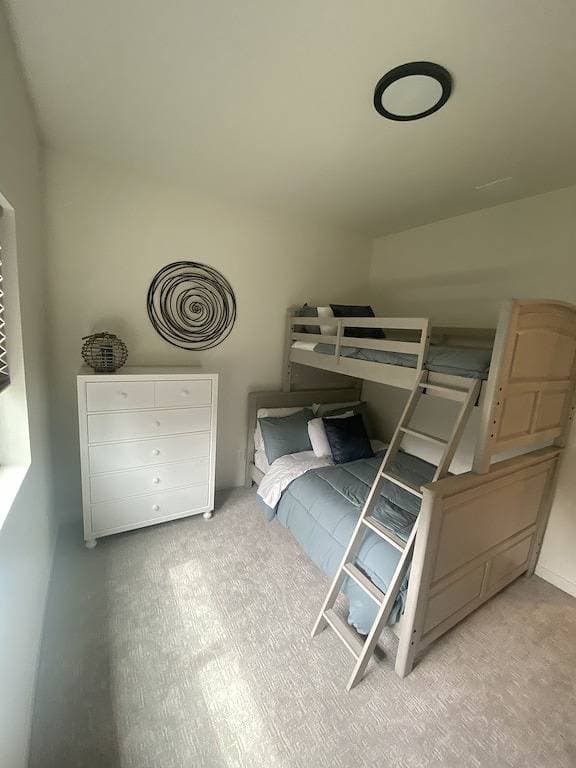 Foto 13 von 16: Clean, Comfortable, and Modern Cda Retreat inside Gated Community.