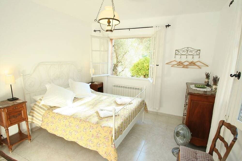 Foto 4 von 30: Olive Grove Apartment mit *** großem beheiztem Pool ***