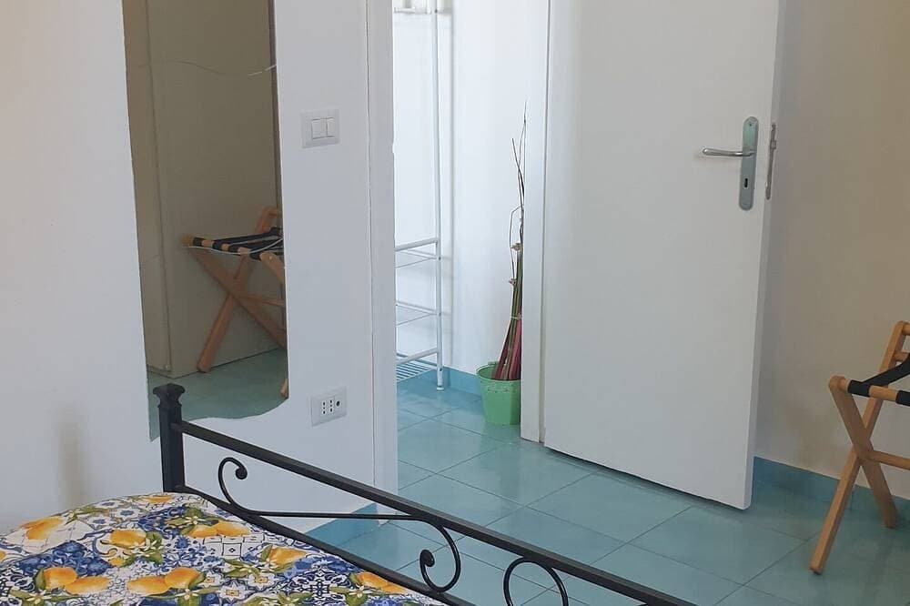 Foto 5 von 30: Charming apartment with a large courtyard and sea view