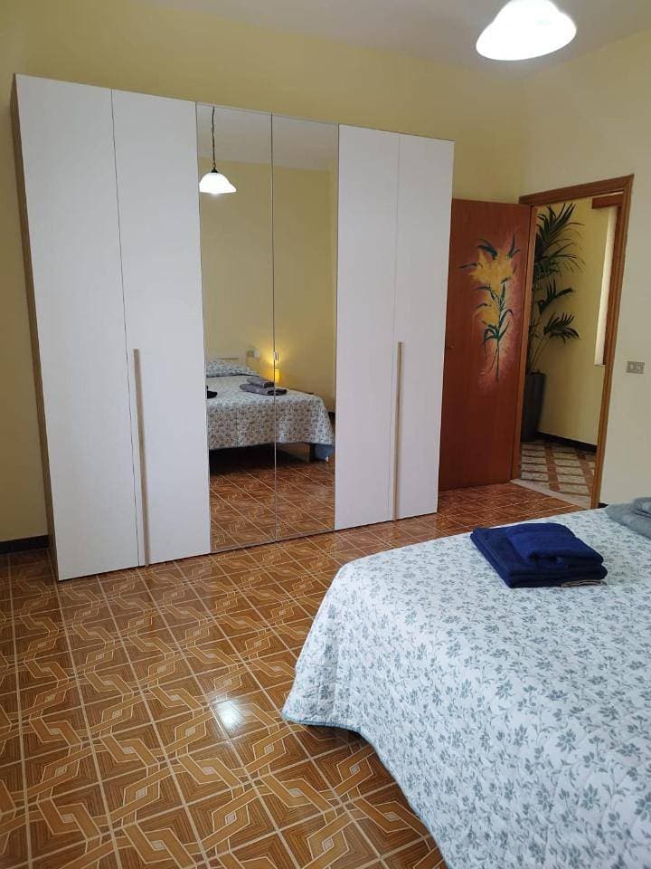 Foto 8 von 31: Two-Bedroom Apartment