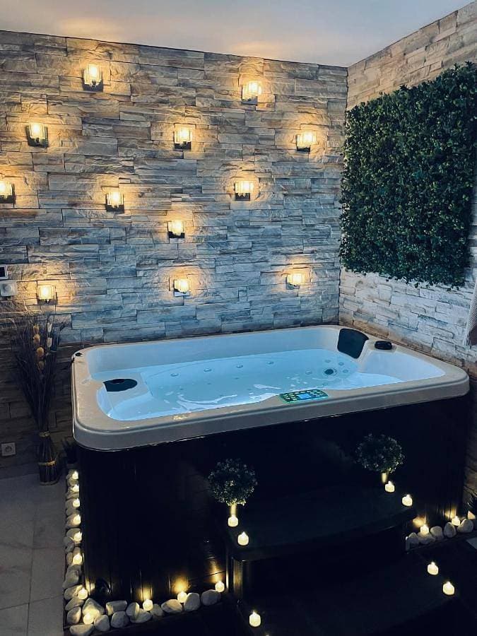 BY NEPTUNE - Appartement rustique JACUZZI 1