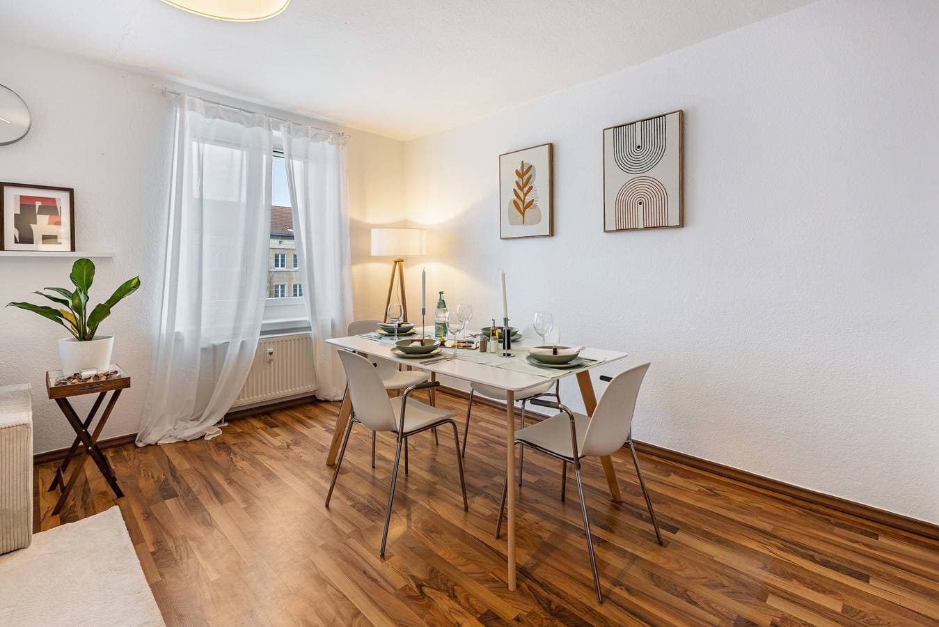 Foto 5 von 21: Ferienwohnung 'Spa Am Bauhausmuseum' mit Balkon und WLAN