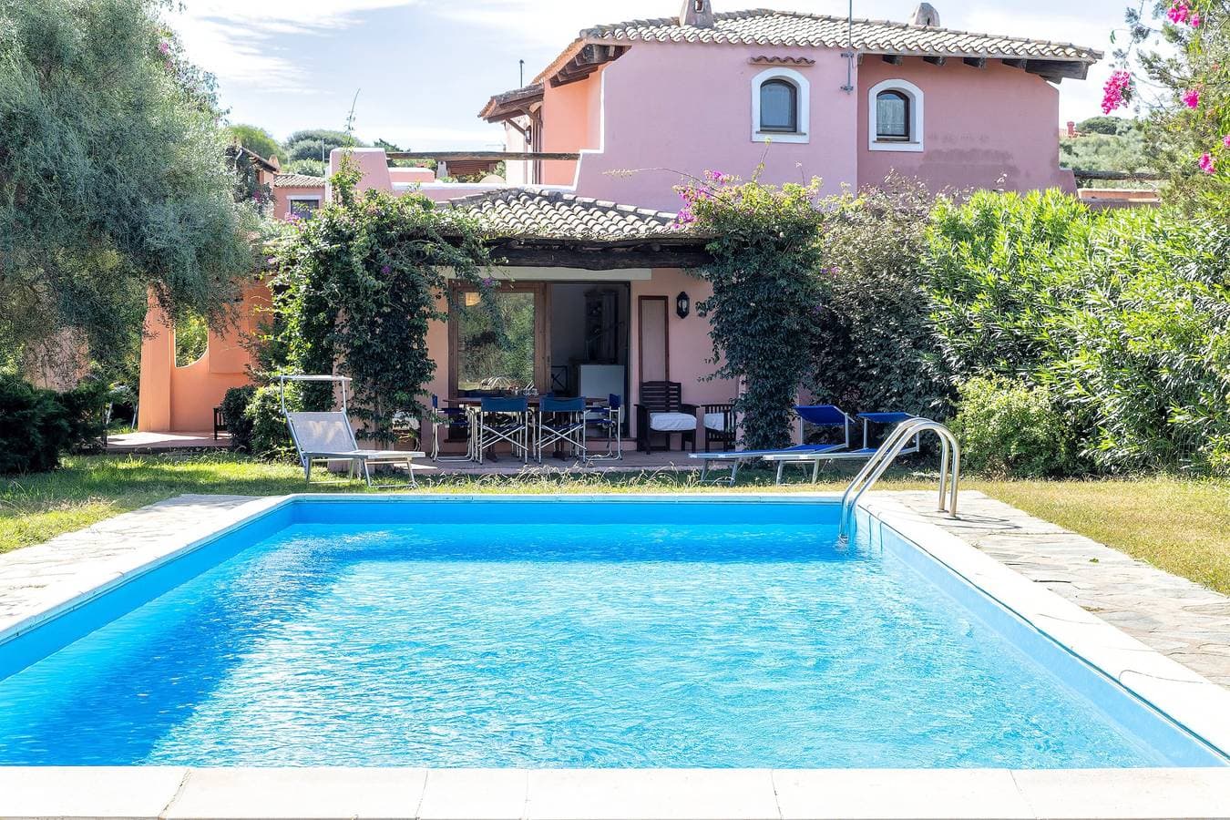 Villa Rosa Con Piscina Privata 1