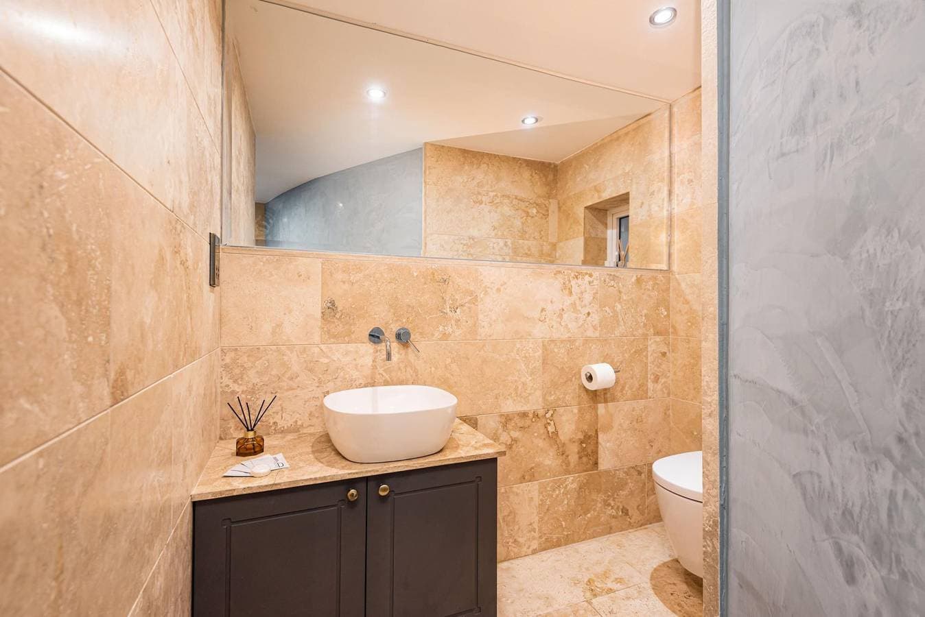 Foto 12 von 24: Ferienwohnung für 4 Personen mit Balkon