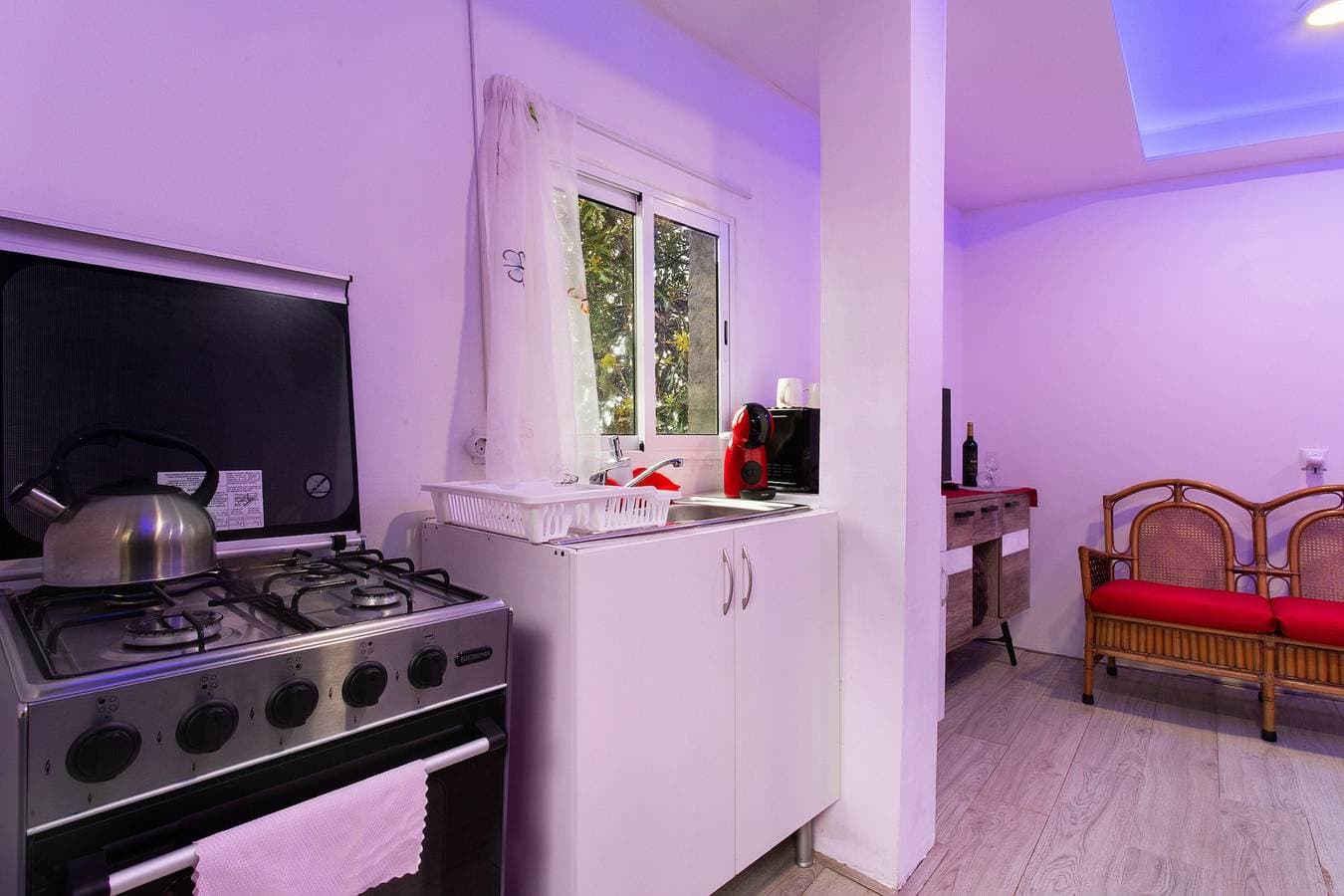 Foto 6 von 27: Studio 'Luci's House B' mit Bergblick, Gemeinschaftsterrasse und WLAN