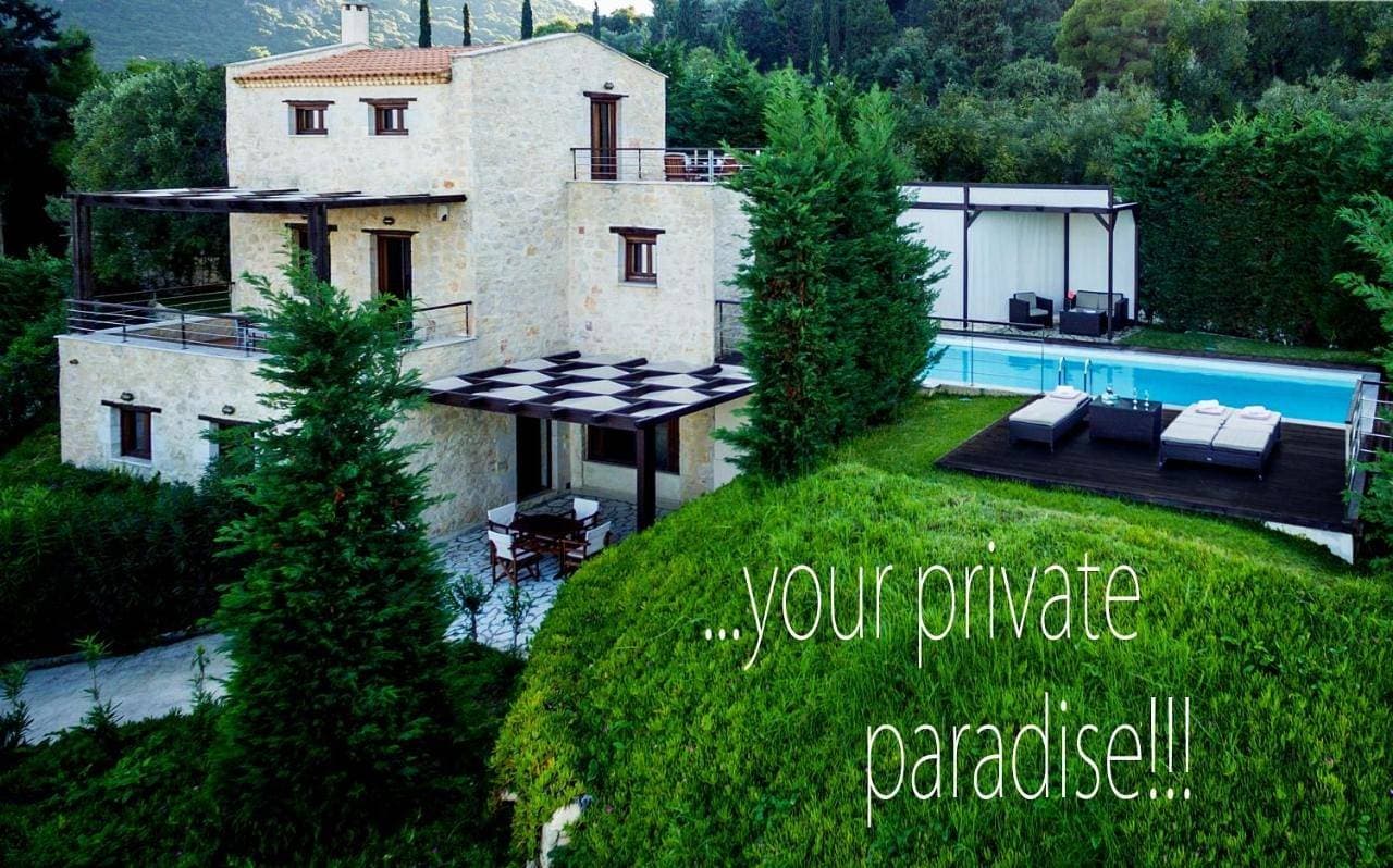 Foto 5 von 5: Family Suite with Private Pool (2 adults +  2 children)