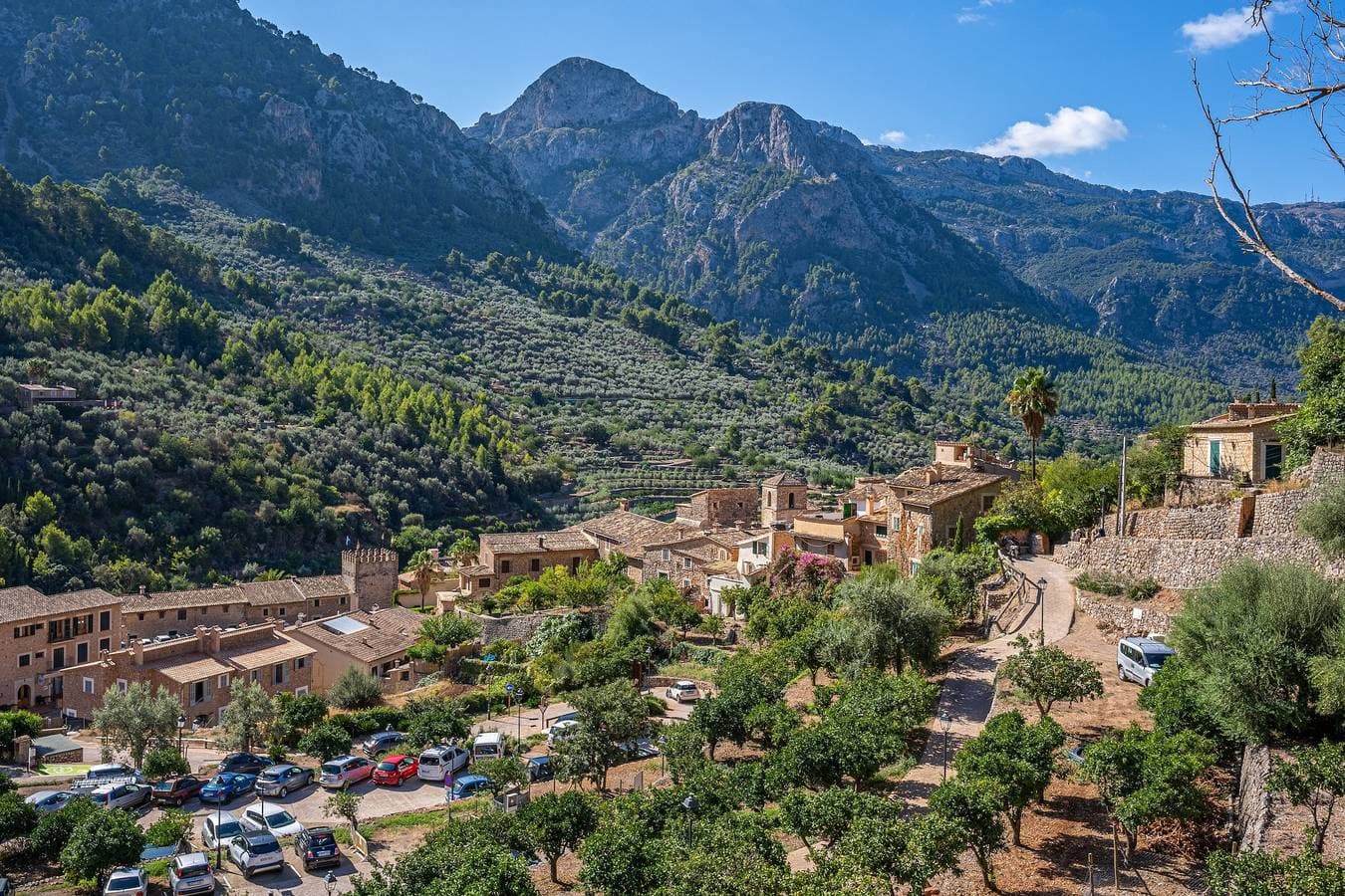 Foto 4 von 27: Finca „Sa Teulera“ mit Bergblick, WLAN, Klimaanlage, Terrasse und Garten