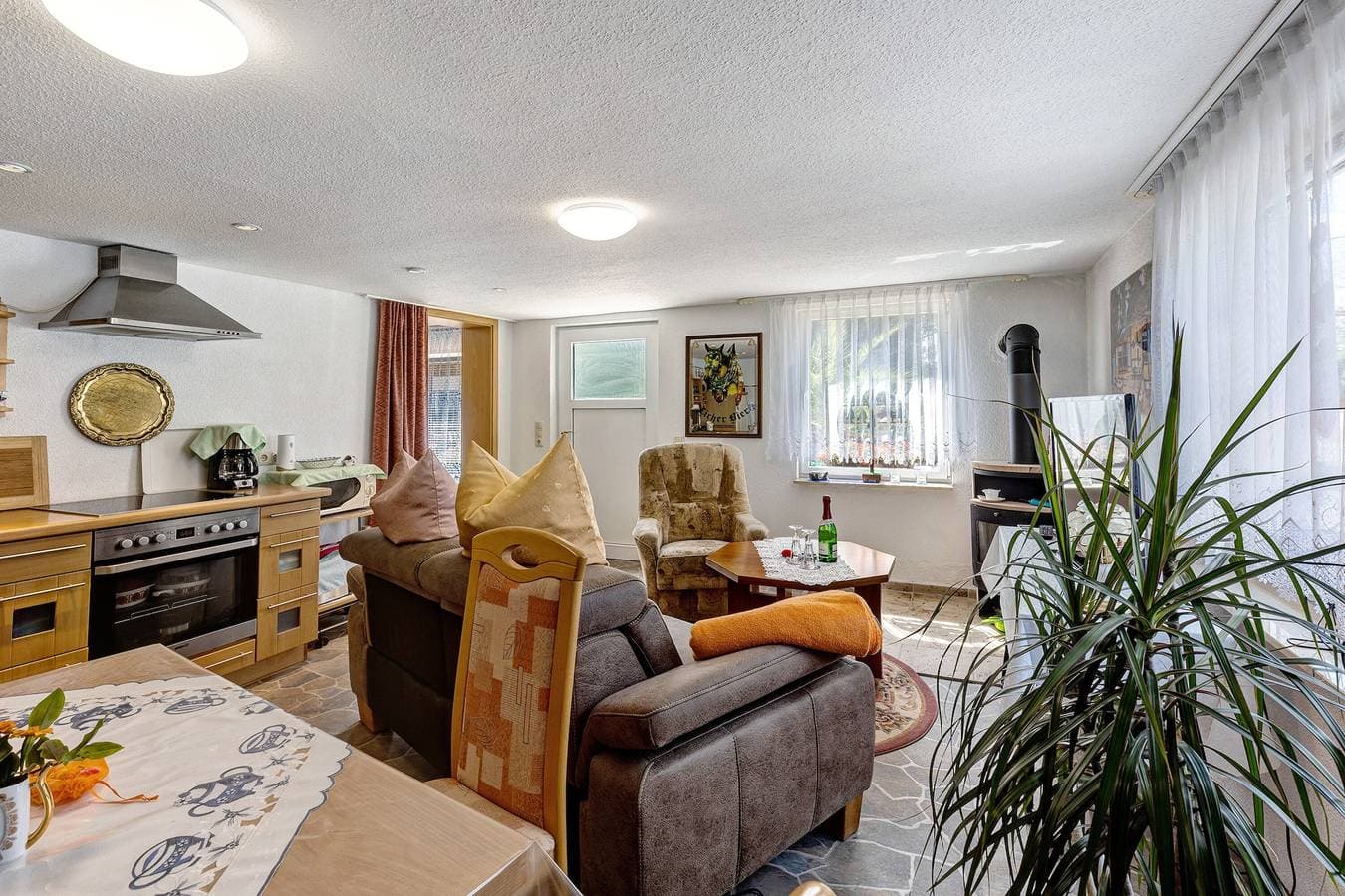 Foto 6 von 22: Ferienwohnung Im Burgenland mit Bergblick, gemeinsamer Terrasse und WLAN