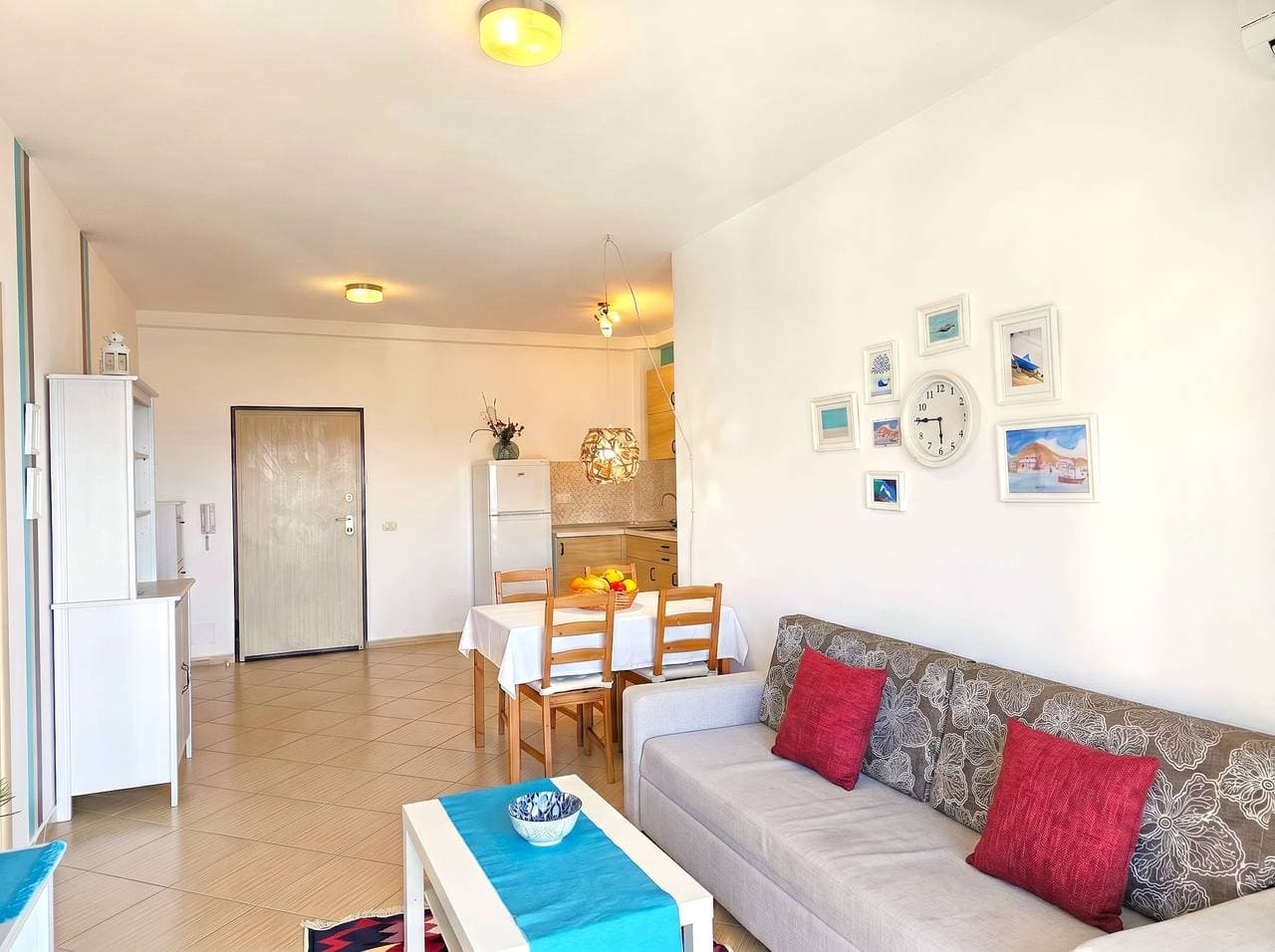 Foto 3 von 24: Ferienwohnung für 3 Personen mit Balkon