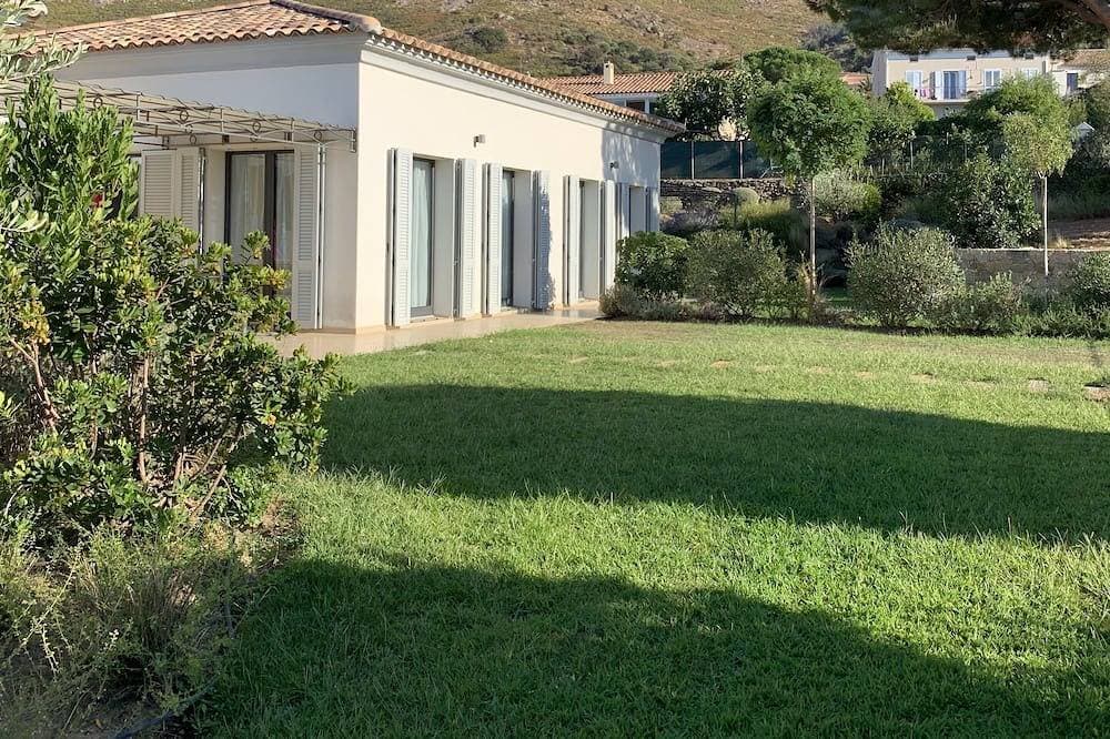 Foto 9 von 18: Casa Catalina neue Villa klimatisierte Herz Dorf Garten Pool Meer und Berge