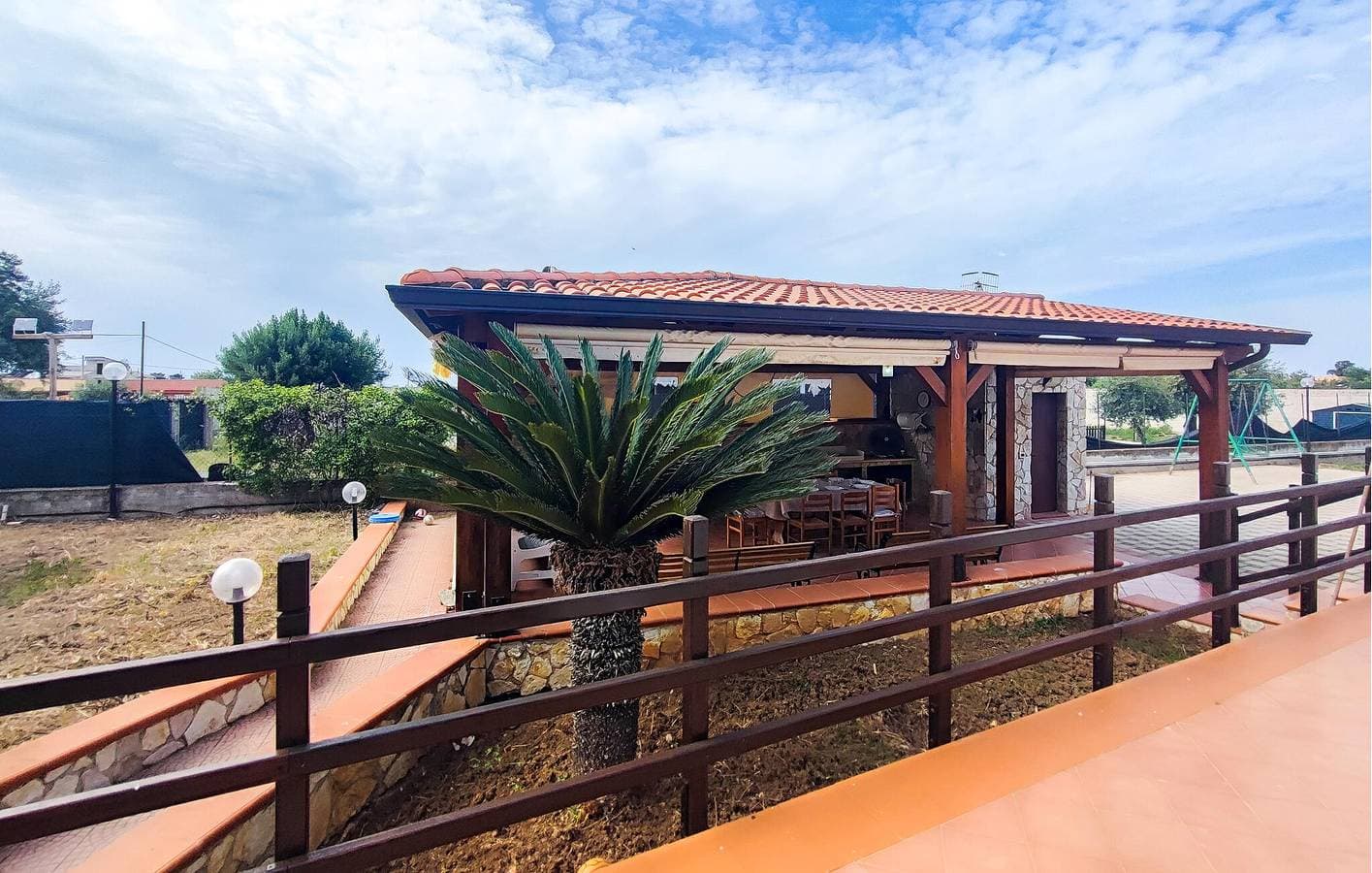 Foto 11 von 25: Entspannung nur 2,5 km vom Strand entfernt: Gemütliche Ferienwohnung mit Pool und Terrasse