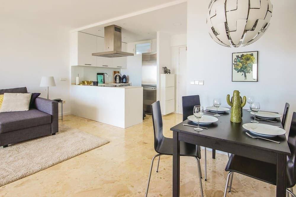 Foto 11 von 25: Sunny Apartment in Marbella
