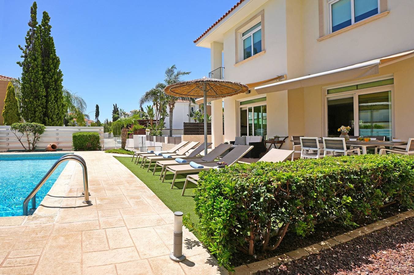 Foto 2 von 35: Villa für 6 Personen mit Pool